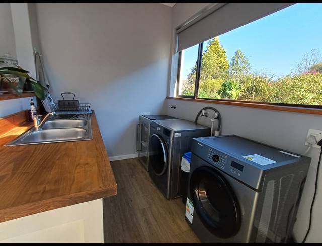 3 BEDROOM SIMPLEX TO LET IN HILTON CENTRAL